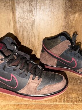 NIKE Dunk High Premium SB Reign in Blood Slayer